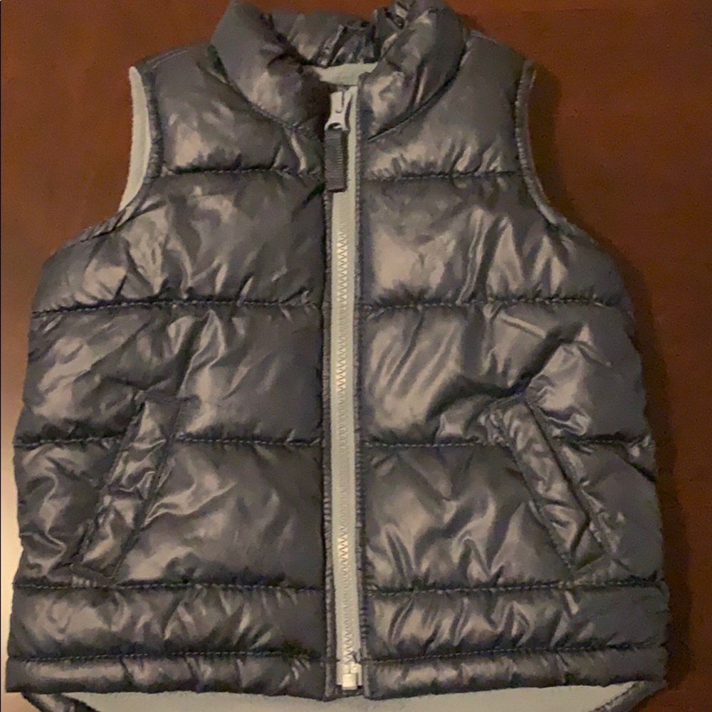 Toddler 2T Old Navy puffer vest